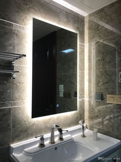 Espelho para banheiro com LED