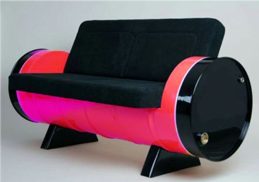 Tambor decorativo: sofá rosa