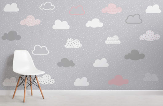 Tecido para parede de quarto infantil cinza com nuvens