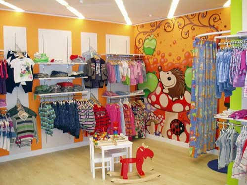 Decoração de loja de roupa infantil19