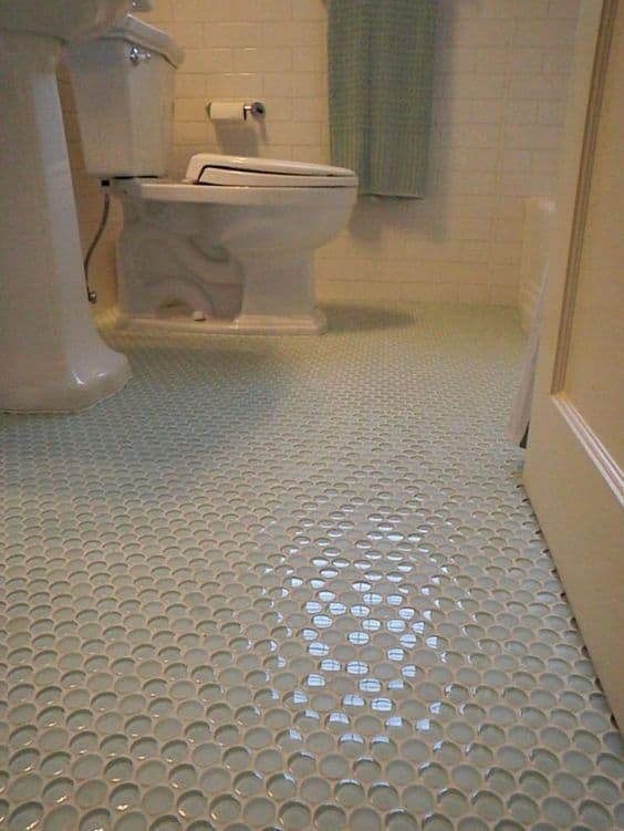 Outro modelo de piso antiderrapante para banheiro