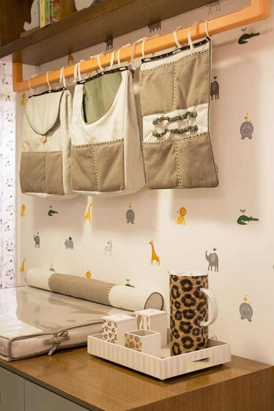 papel de parede para quarto de bebe masculino safari