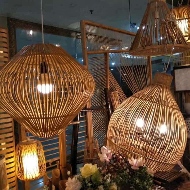luminária com bambu