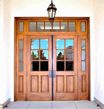 porta de madeira com vidro 3