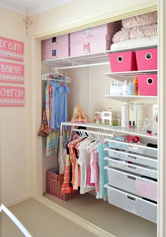 closet infantil aramado com gavetas