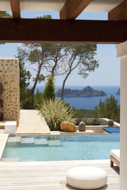 Casas de praia: Com piscina na entrada