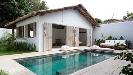 Casas com piscina: simples e pequena rústica