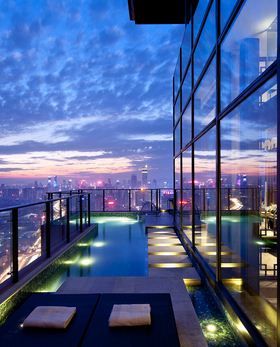 Casas de luxo: Com piscina