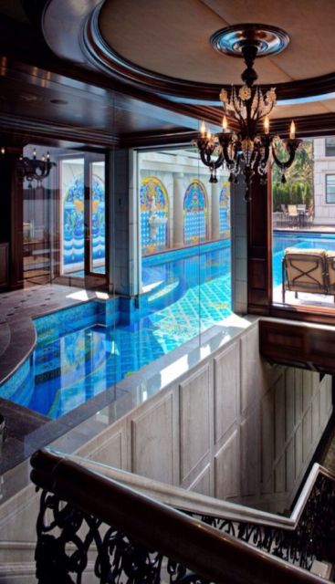 Casas de luxo: Com piscina