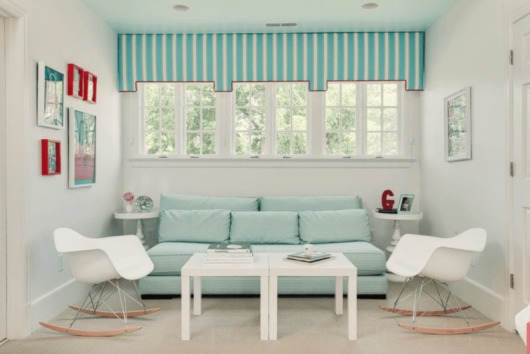 Casas decoradas: Decoração azul turquesa e branco