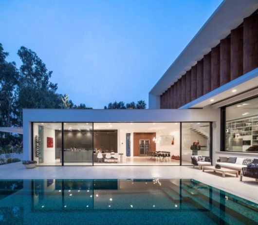 Casas em L: Com Piscina