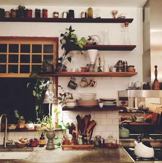 Janela de madeira para cozinha