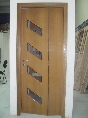 Porta camarão: Com fechadura