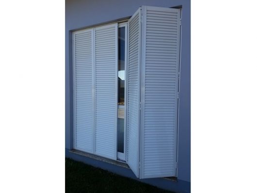 Porta Sanfonada de alumínio