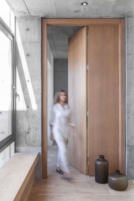 Porta Sanfonada grande de madeira