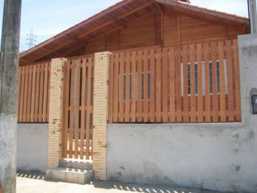 casa térrea de madeira