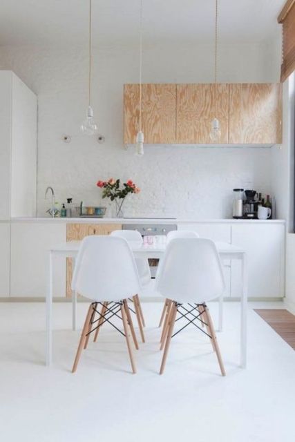 Decoração Minimalista: Cozinha branca e marrom