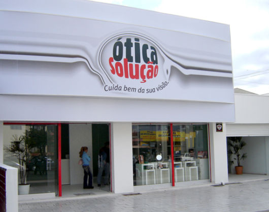 Fachadas em ACM: Ótica