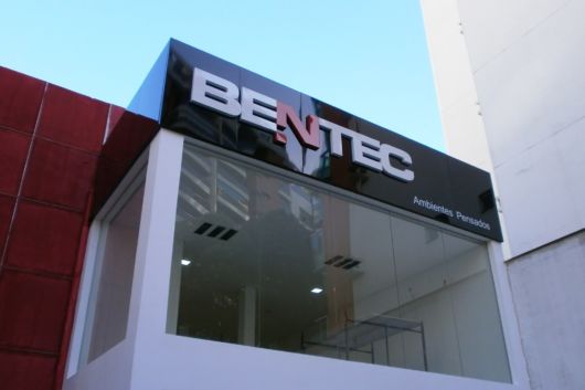 Fachadas em ACM: Loja de Informática