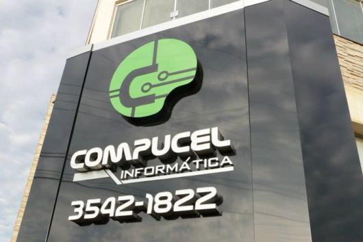 Fachadas em ACM: Loja de Informática