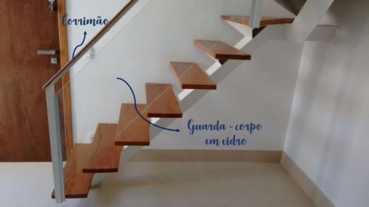 diferença entre guarda corpo e corrimão