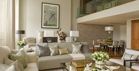 Mezanino para sala com vidro