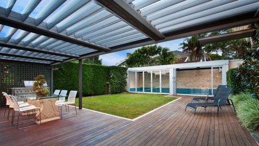 Pergolado: Em alumínio