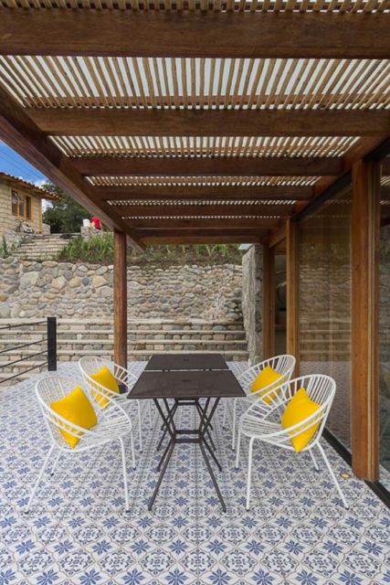 Pergolado: Em madeira