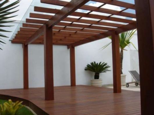 Pergolado: Com vidro