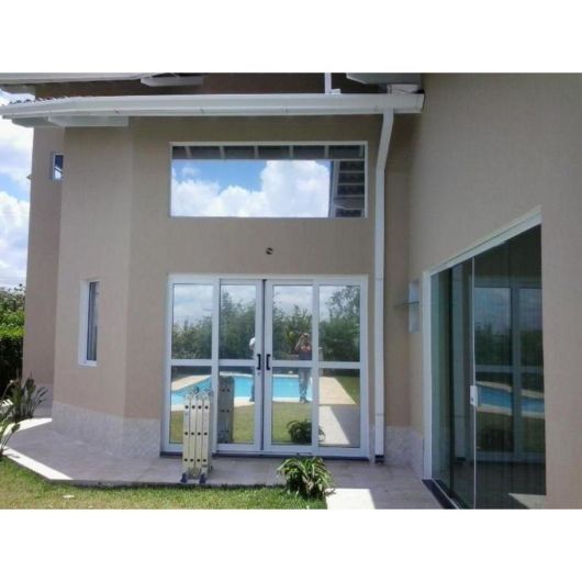 Porta de vidro: Espelhado