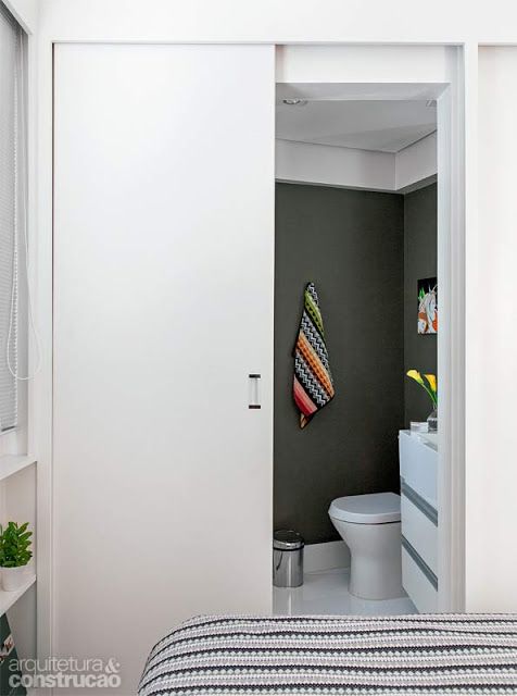 suíte com porta de correr