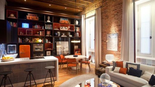 Decoração moderna de cozinha americana com sala de estar