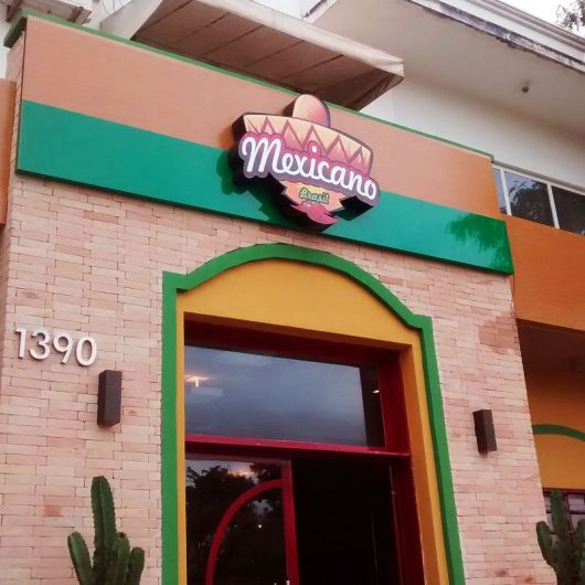 fachada para restaurante