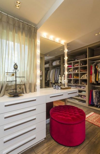 closet grande com penteadeira