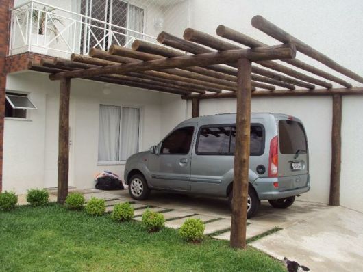 pérgola de eucalipto