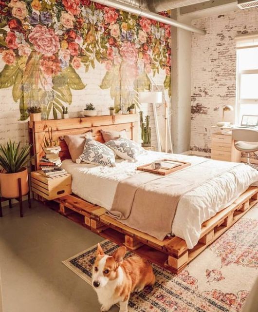 Cama de casal em palete