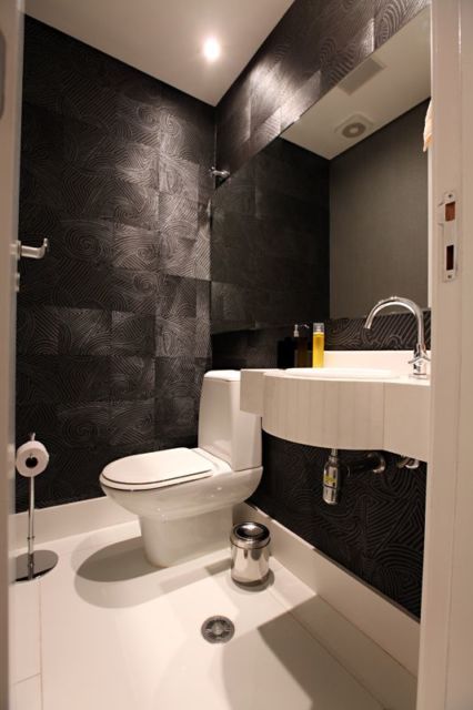 lavabo preto e branco