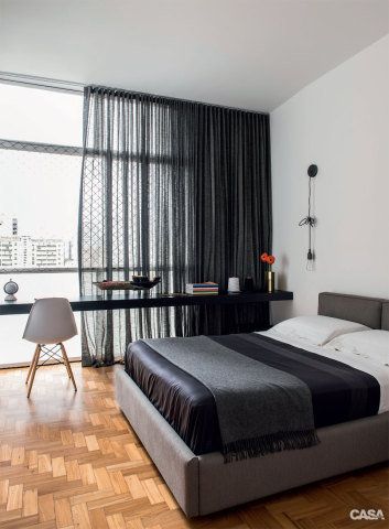 cortina preta no quarto