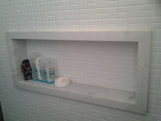 nicho para banheiro de mármore