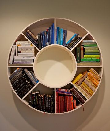 nicho redondo com livros