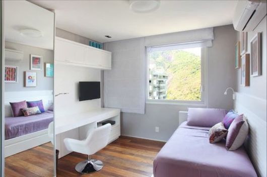 quarto feminino pequeno