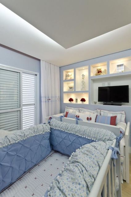quarto de bebê azul