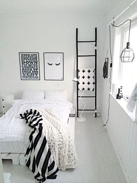 Quarto tumblr de casal preto e branco