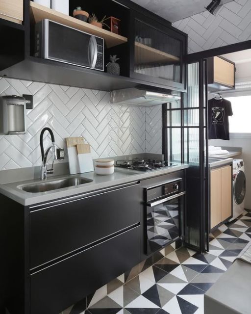cozinha planejada preta