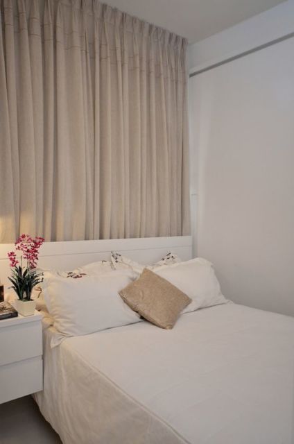 quarto de casal pequeno