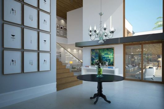 Hall de entrada: luxuoso com quadros