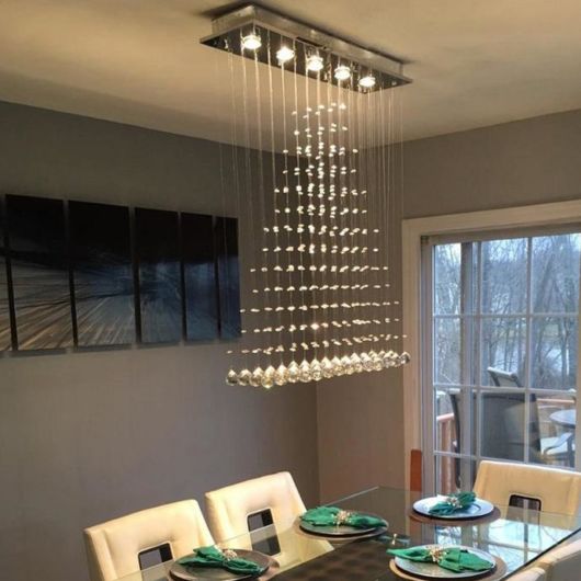 Lustre para sala de jantar: com efeito cascata em cristal