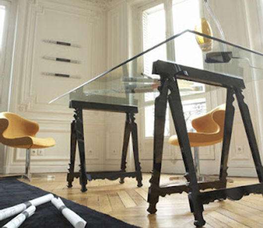 Mesa tipo cavalete para escritório