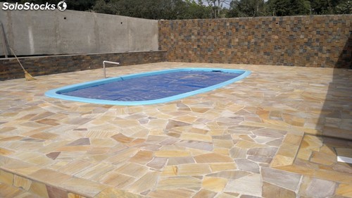 Pedra são tomé: na piscina