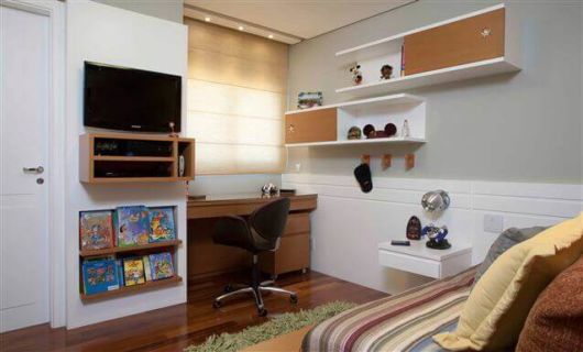 Prateleiras para quarto masculino neutro